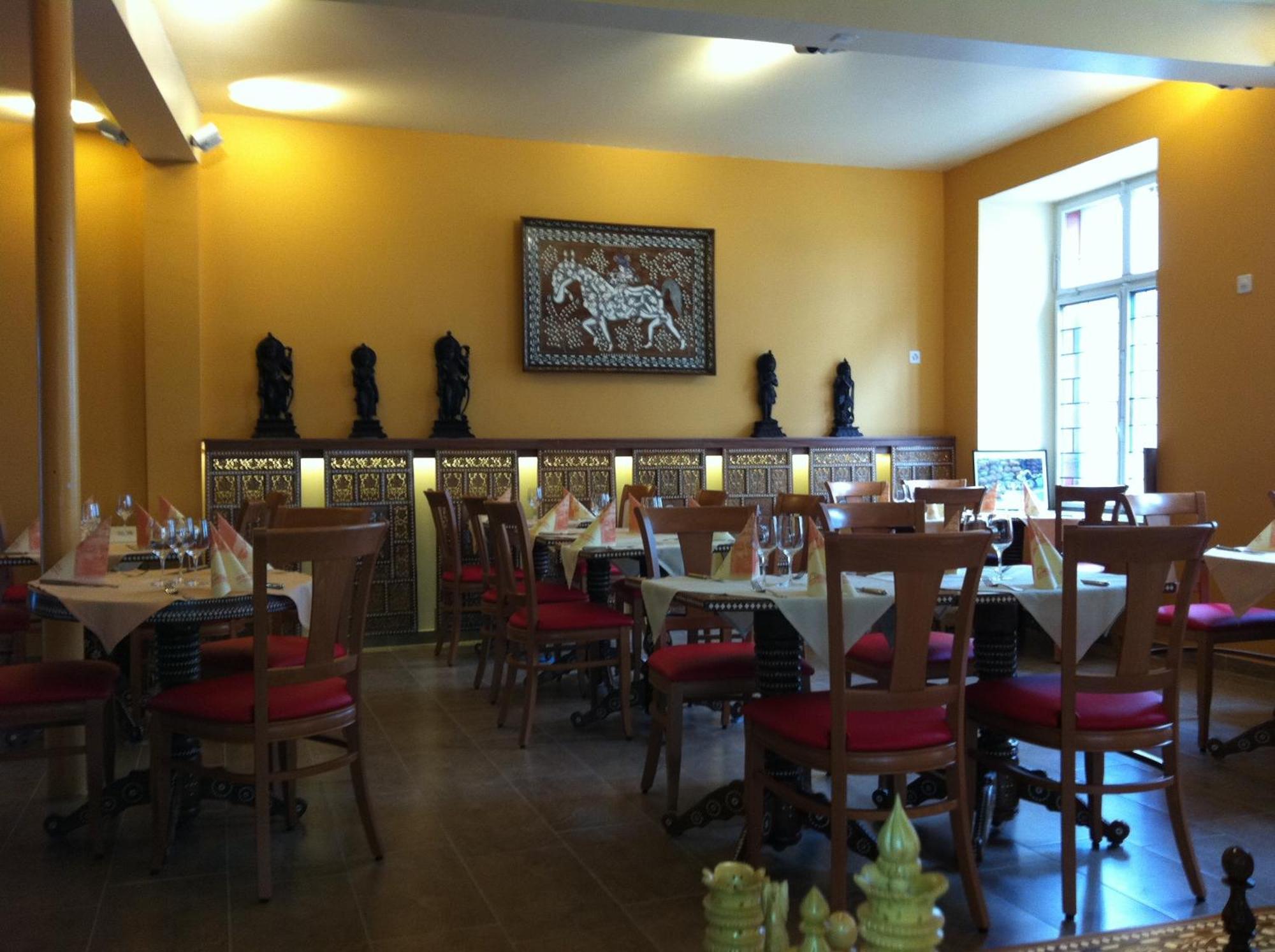 Spalenbrunnen Hotel & Restaurant Basel City Center Ресторант снимка
